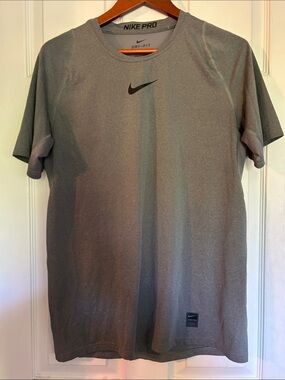 Nike Pro Short-Sleeve Performance Tee in Gray